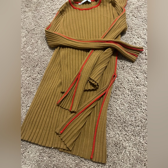 Zara two piece set - Picture 2 of 3